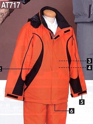 NAKATUKA CALJAC,AT717,防水防寒コートの写真は2024-25最新カタログ93ページに掲載されています。