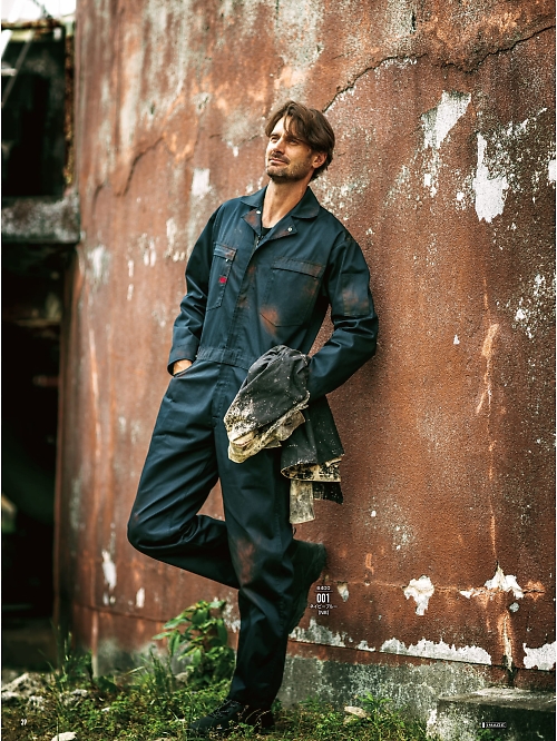 山田辰 DICKIES WORK　AUTO-BI THEMAN,6400 ツナギ服の写真は2024-25最新オンラインカタログ39ページに掲載されています。